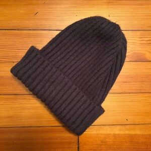 H&M blue-gray beanie